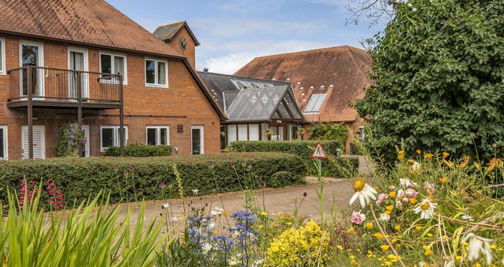 Capel Court Community Living Scheme